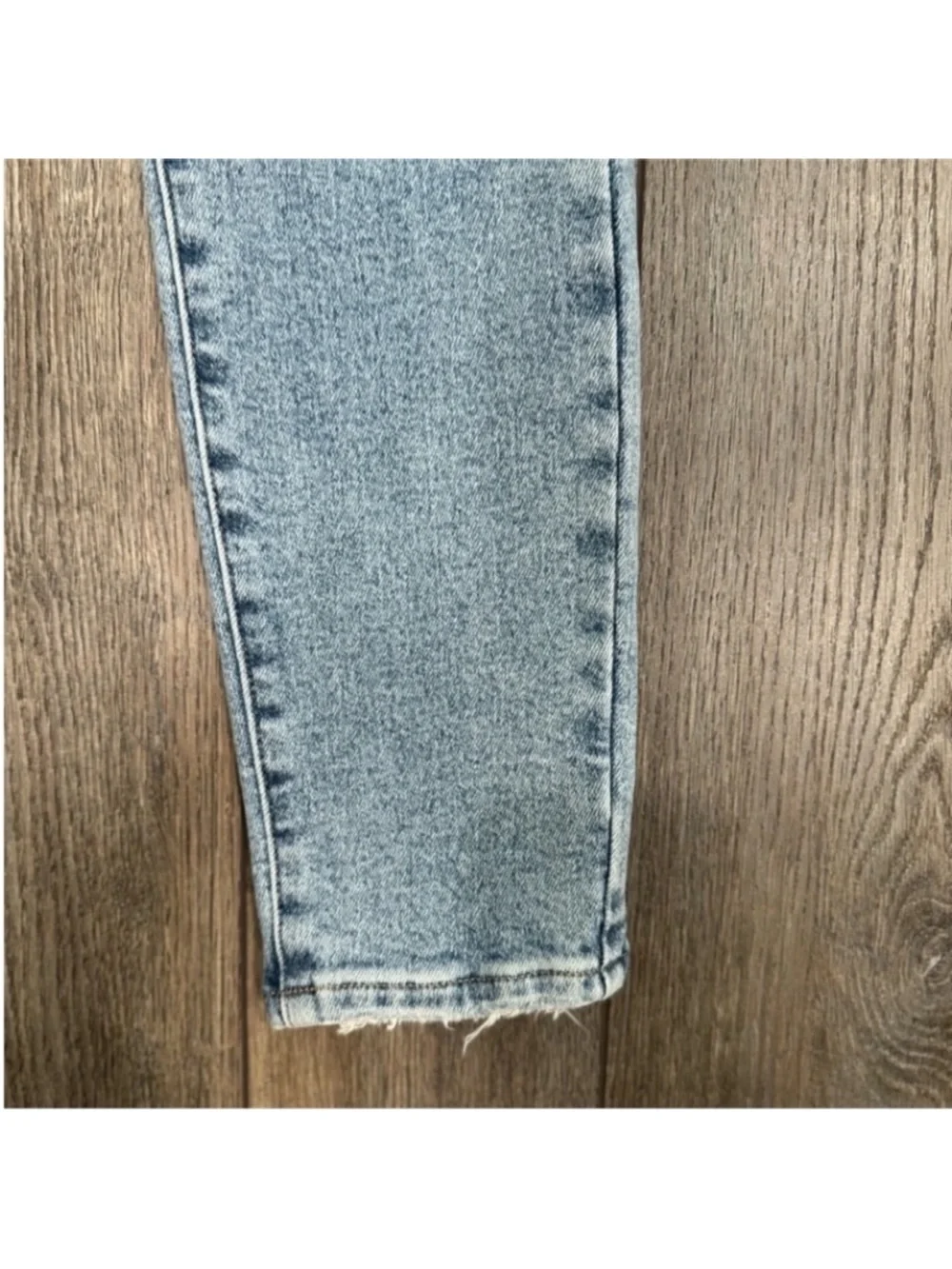 NWT pistola Women’s Aline “ Pursue” Light Blue High-Rise Skinny Jeans size 26